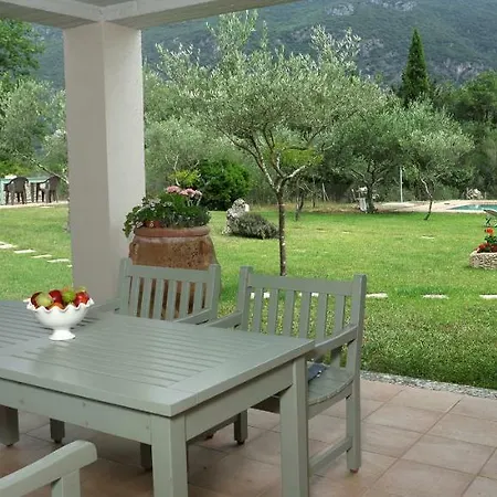 Olive Ferienhaus Áno Korakiána